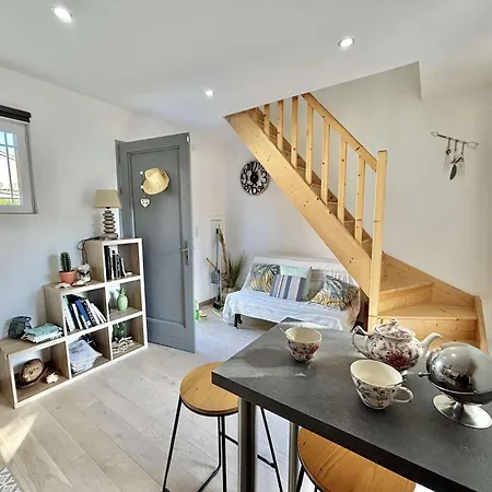 Le Prunelli Apartment *