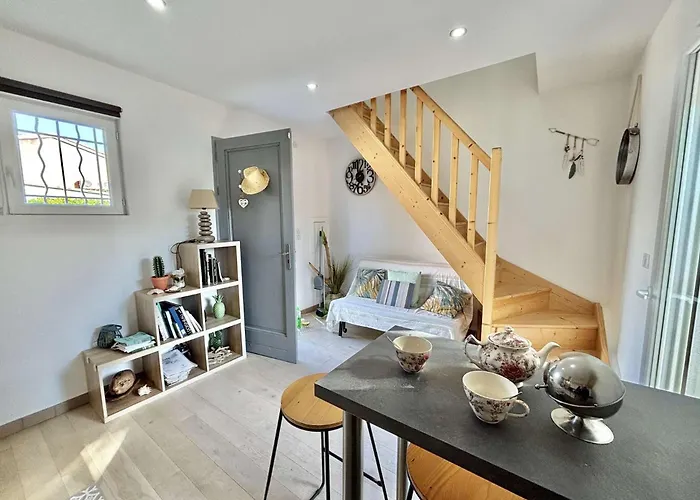 Le Prunelli Apartment *